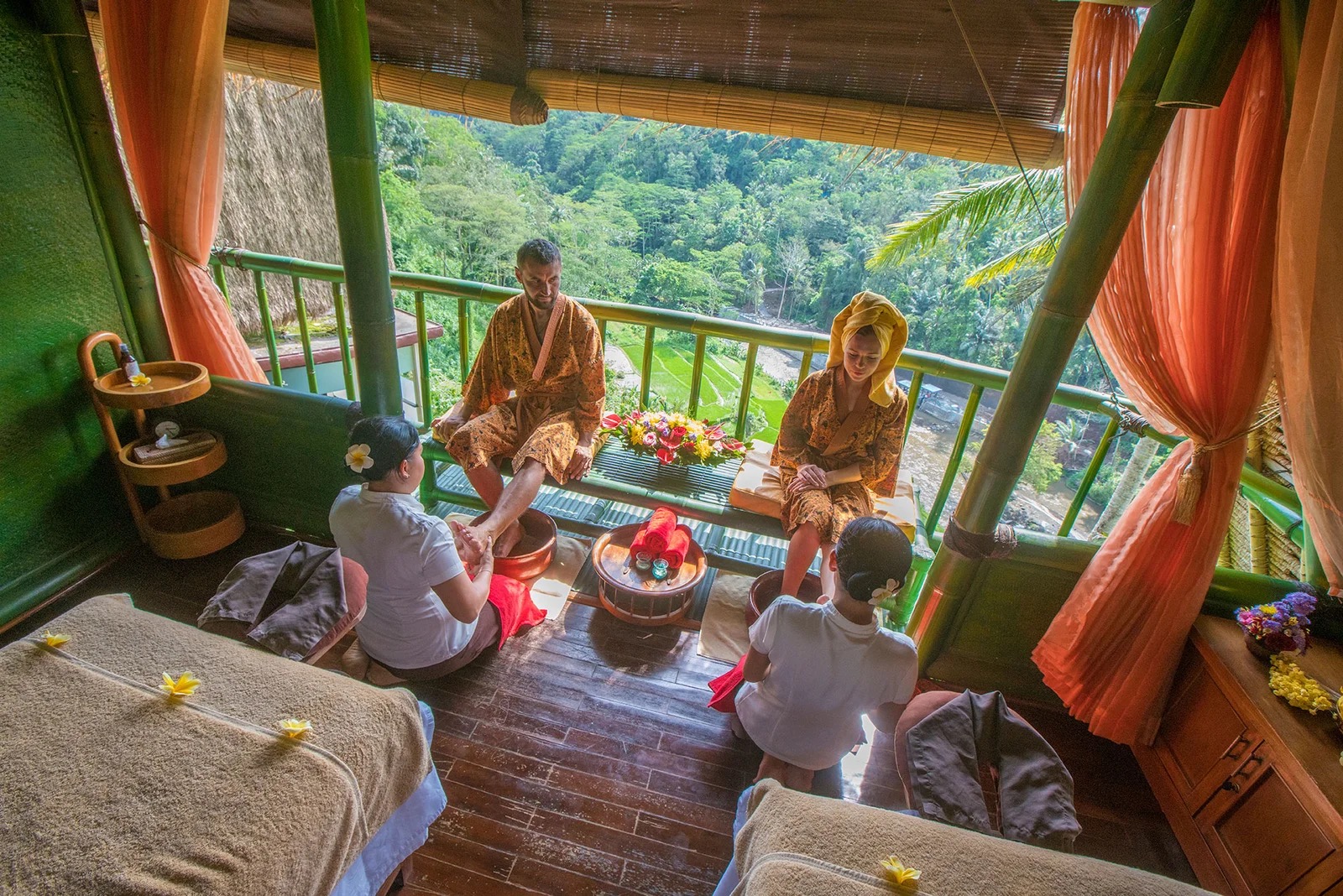 Mango Tree Spa treetop treatment room